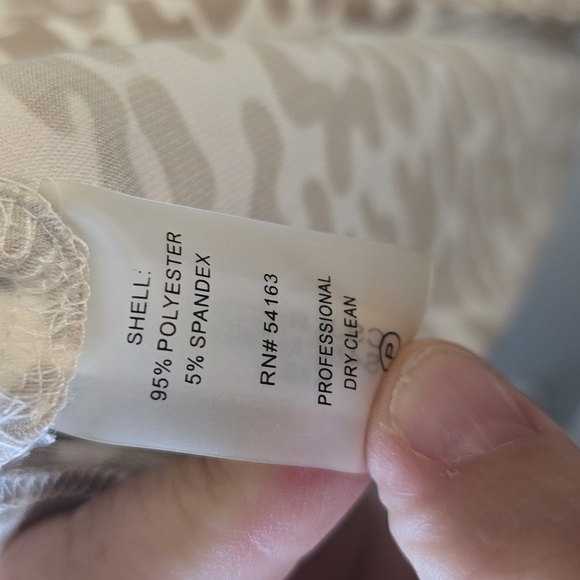 Calvin Klein Leopard Print Sleeveless Top, Ladies Size S - Picture 4 of 4